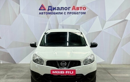 Nissan Qashqai+2 I, 2012 год, 990 000 рублей, 2 фотография