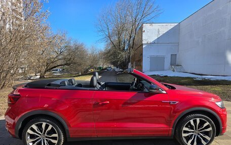 Volkswagen T-Roc I, 2021 год, 4 040 000 рублей, 2 фотография