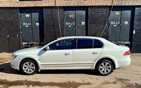 Skoda Superb III рестайлинг, 2009 год, 700 000 рублей, 2 фотография