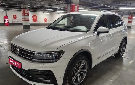 Volkswagen Tiguan II, 2018 год, 2 899 000 рублей, 1 фотография