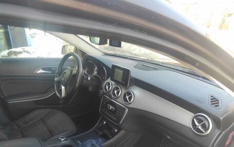 Mercedes-Benz GLA, 2015 год, 1 650 000 рублей, 12 фотография