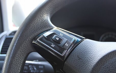 Volkswagen Touran III, 2011 год, 939 000 рублей, 13 фотография