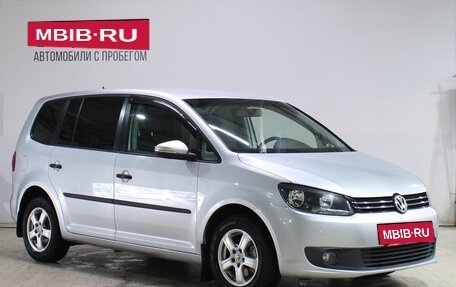 Volkswagen Touran III, 2011 год, 939 000 рублей, 3 фотография