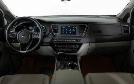 KIA Carnival III, 2019 год, 3 048 000 рублей, 7 фотография