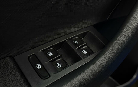 Volkswagen Polo VI (EU Market), 2021 год, 1 590 000 рублей, 11 фотография