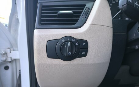 BMW X1, 2011 год, 1 076 000 рублей, 25 фотография