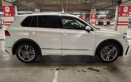 Volkswagen Tiguan II, 2018 год, 2 899 000 рублей, 5 фотография