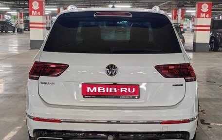 Volkswagen Tiguan II, 2018 год, 2 899 000 рублей, 4 фотография