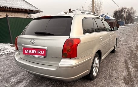 Toyota Avensis III рестайлинг, 2006 год, 700 000 рублей, 7 фотография
