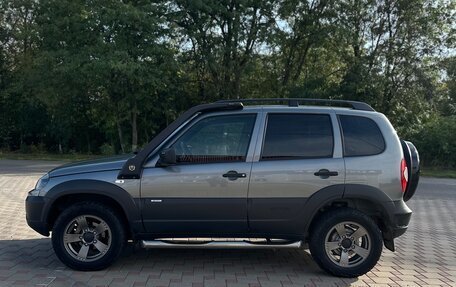 Chevrolet Niva I рестайлинг, 2019 год, 895 000 рублей, 8 фотография