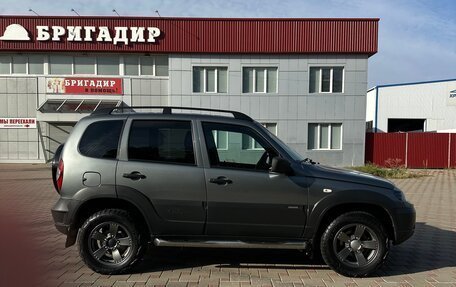 Chevrolet Niva I рестайлинг, 2019 год, 895 000 рублей, 4 фотография