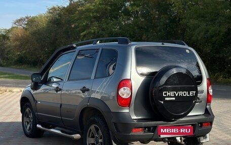 Chevrolet Niva I рестайлинг, 2019 год, 895 000 рублей, 7 фотография