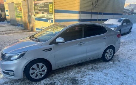 KIA Rio III рестайлинг, 2015 год, 920 000 рублей, 5 фотография