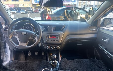 KIA Rio III рестайлинг, 2015 год, 920 000 рублей, 7 фотография