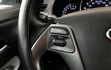 KIA Rio III рестайлинг, 2017 год, 890 000 рублей, 18 фотография