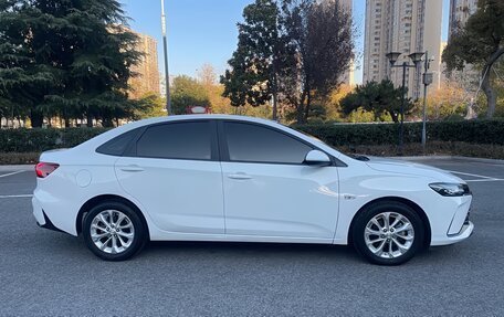 Chevrolet Monza, 2023 год, 1 675 000 рублей, 7 фотография