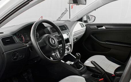 Volkswagen Jetta VI, 2014 год, 650 000 рублей, 11 фотография