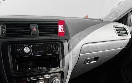 Volkswagen Jetta VI, 2014 год, 650 000 рублей, 15 фотография