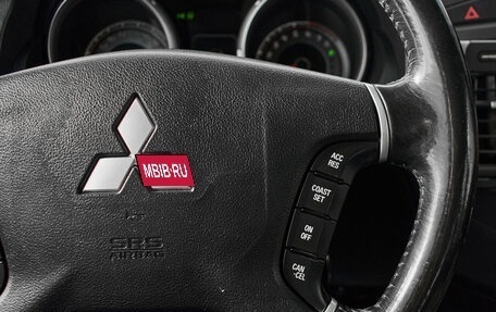 Mitsubishi Pajero IV, 2014 год, 1 990 000 рублей, 14 фотография