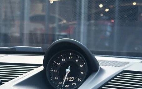 Porsche 911, 2024 год, 23 205 000 рублей, 15 фотография