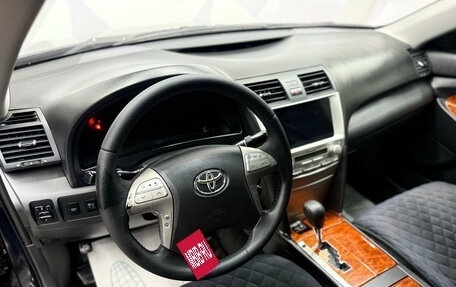 Toyota Camry, 2011 год, 1 270 000 рублей, 10 фотография