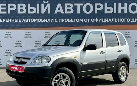 Chevrolet Niva I рестайлинг, 2010 год, 499 000 рублей, 1 фотография