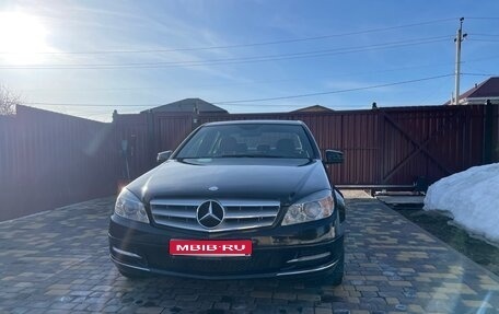 Mercedes-Benz C-Класс, 2010 год, 1 250 000 рублей, 1 фотография