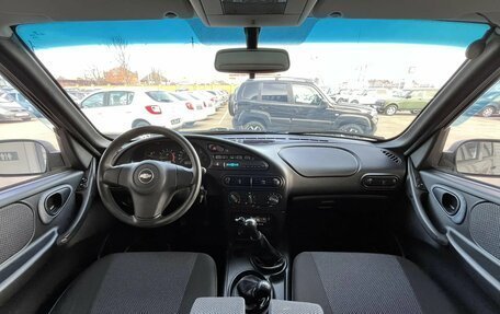 Chevrolet Niva I рестайлинг, 2010 год, 499 000 рублей, 15 фотография