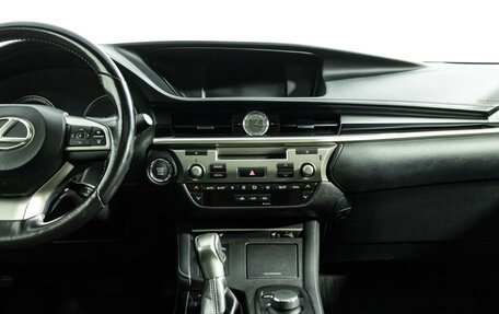 Lexus ES VII, 2016 год, 2 390 000 рублей, 14 фотография