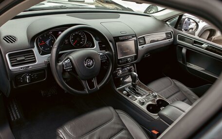 Volkswagen Touareg III, 2014 год, 2 095 000 рублей, 13 фотография