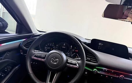 Mazda 3, 2022 год, 2 000 000 рублей, 7 фотография