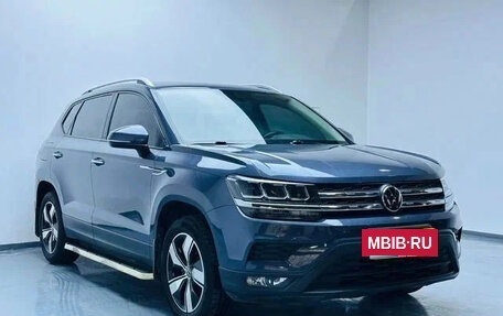 Volkswagen Tharu, 2022 год, 1 420 000 рублей, 3 фотография