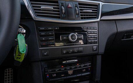 Mercedes-Benz E-Класс, 2011 год, 1 355 000 рублей, 15 фотография