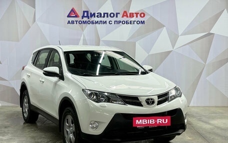 Toyota RAV4, 2014 год, 1 880 000 рублей, 3 фотография