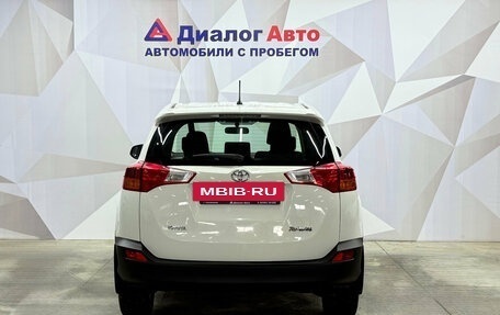 Toyota RAV4, 2014 год, 1 880 000 рублей, 5 фотография