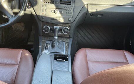 Mercedes-Benz C-Класс, 2010 год, 1 250 000 рублей, 12 фотография