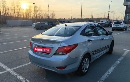 Hyundai Solaris II рестайлинг, 2013 год, 690 000 рублей, 5 фотография