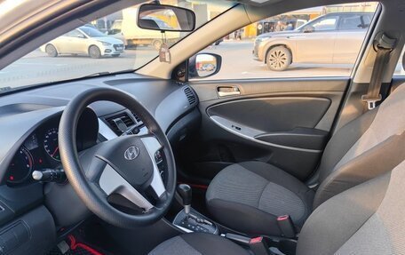 Hyundai Solaris II рестайлинг, 2013 год, 690 000 рублей, 9 фотография