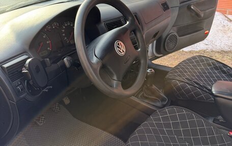 Volkswagen Golf IV, 2001 год, 320 000 рублей, 7 фотография