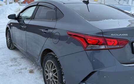 Hyundai Solaris II рестайлинг, 2021 год, 1 650 000 рублей, 5 фотография