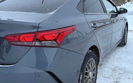 Hyundai Solaris II рестайлинг, 2021 год, 1 650 000 рублей, 6 фотография