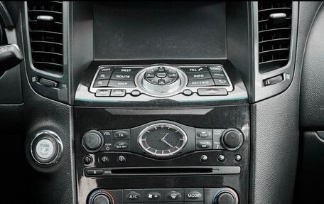 Infiniti QX70, 2014 год, 1 999 991 рублей, 21 фотография