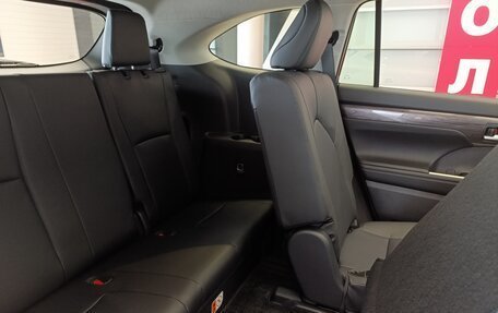 Toyota Highlander, 2025 год, 6 090 000 рублей, 14 фотография