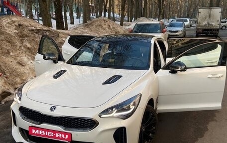 KIA Stinger I, 2018 год, 2 800 000 рублей, 11 фотография
