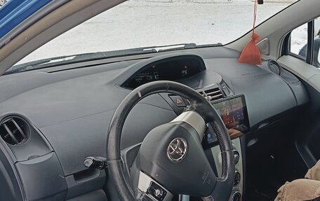 Toyota Yaris III рестайлинг, 2007 год, 595 000 рублей, 7 фотография