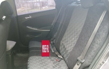 Hyundai Solaris II рестайлинг, 2012 год, 260 000 рублей, 8 фотография