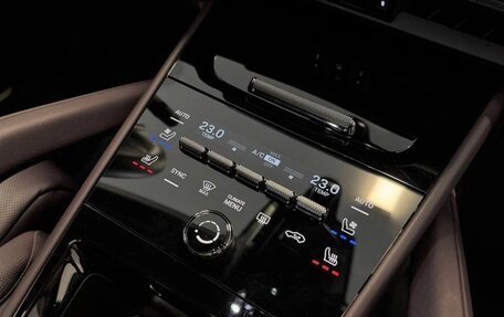 Porsche Cayenne III, 2024 год, 16 490 000 рублей, 8 фотография