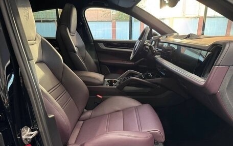 Porsche Cayenne III, 2024 год, 16 490 000 рублей, 5 фотография