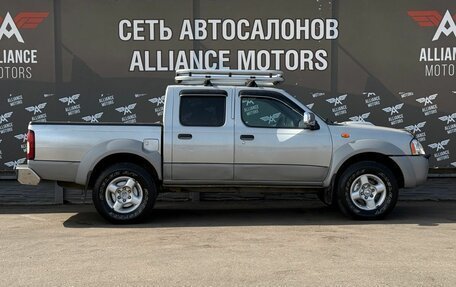 Nissan NP300, 2014 год, 1 299 000 рублей, 8 фотография