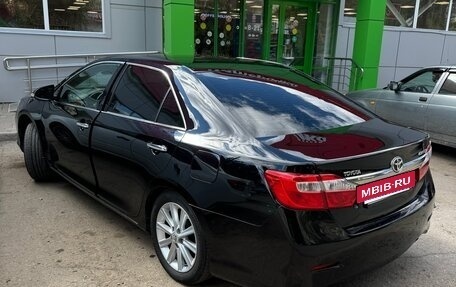 Toyota Camry, 2014 год, 1 650 000 рублей, 3 фотография